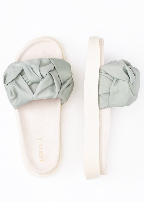 INUIKII FJORD FLOWER