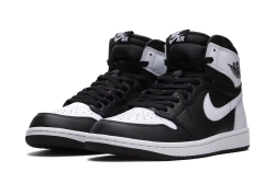 Air Jordan 1 Retro High OG "Black & White"