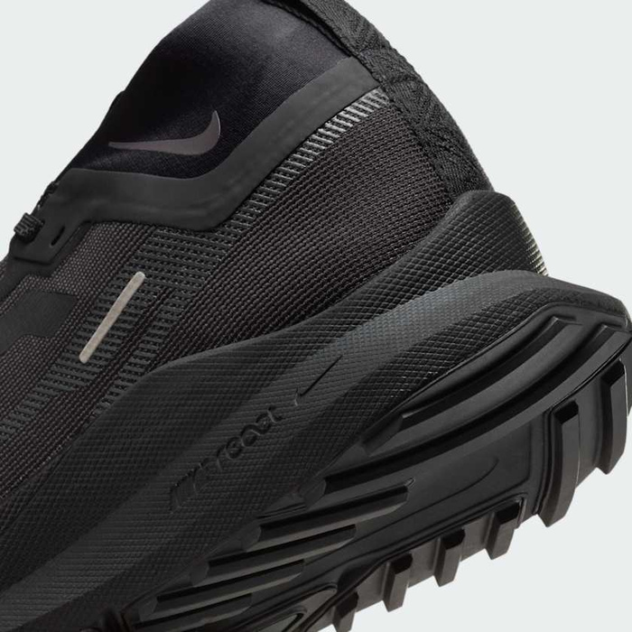 NIKE REACT PEGASUS TRAIL 4