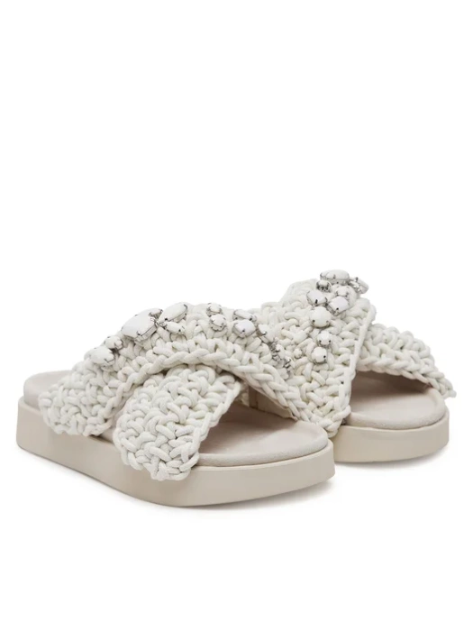 INUIKII WOVEN STONES