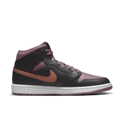 Nike Air Jordan 1 Mid SE