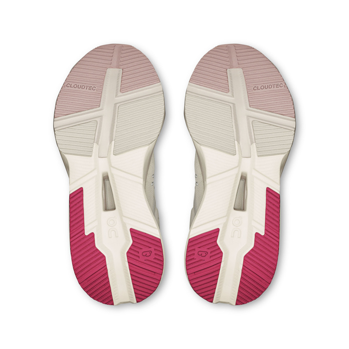 ON Cloudnova X Women Ice | Fade