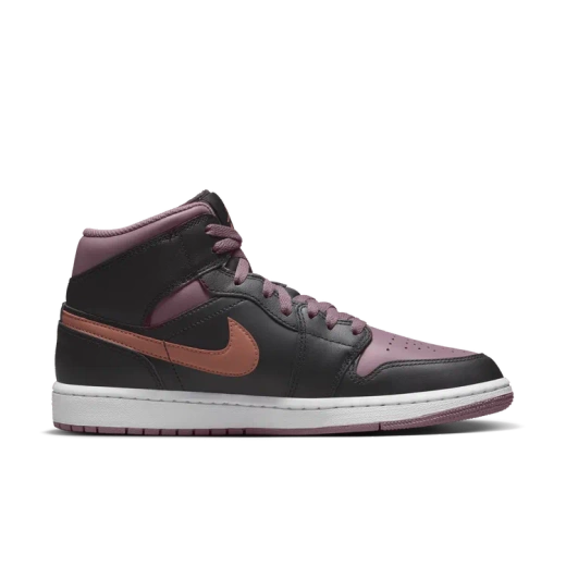 Nike Air Jordan 1 Mid SE