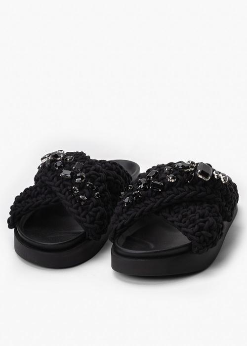 INUIKII WOVEN STONES